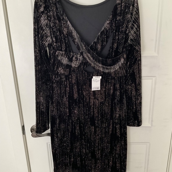 Robe de soirée - Picture 3 of 3